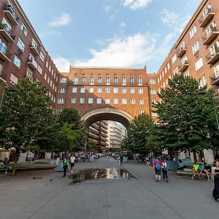 Premium At Madach Square * Budapest